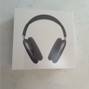 Apple AirPods Max ; Space grey ; Open Box Not used